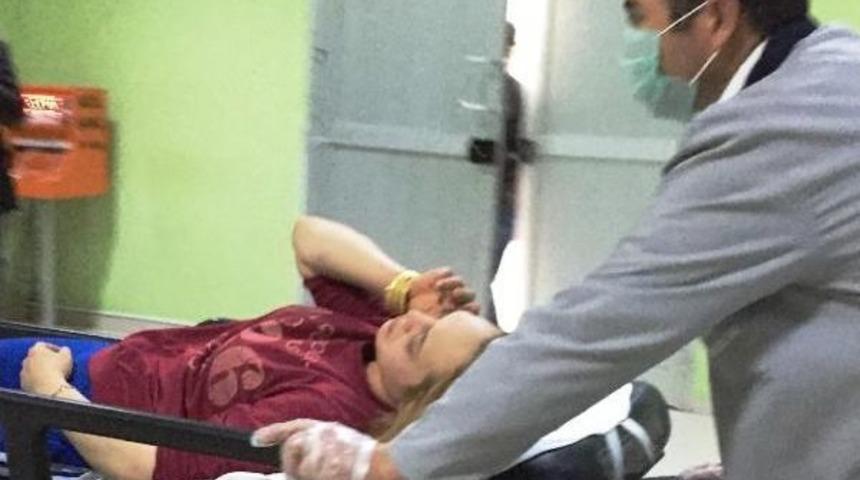 İki Sevgili Birbirini Bı&ccedil;akladı