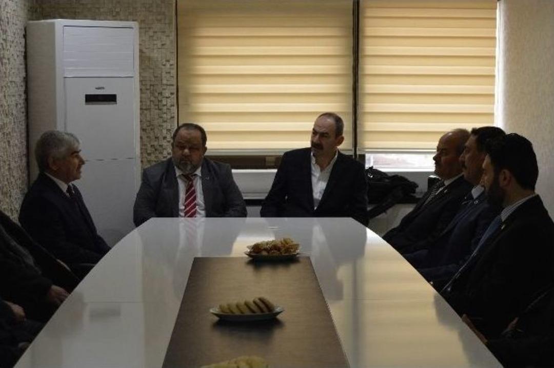 Milli İttifak Adayları Se&ccedil;im &Ccedil;alışmalarını S&uuml;rd&uuml;r&uuml;yor