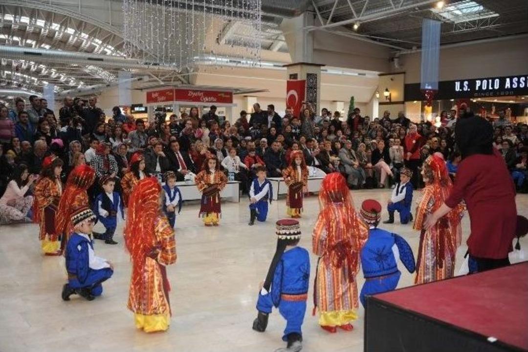 Boz&uuml;y&uuml;k&rsquo;te 23 Nisan 3. &Ccedil;ocuk Festivali Coşku İle Devam Ediyor