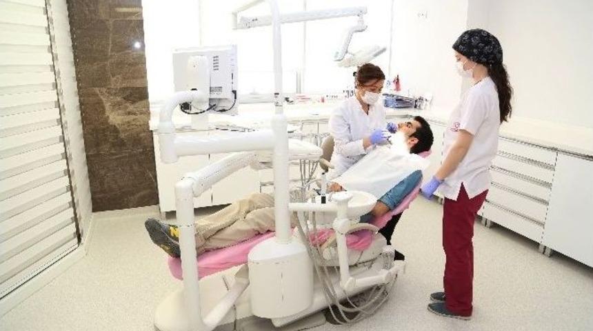 Cad/cam Sistemiyle Eksik Dişler 1 Saatte Tedavi Ediliyor