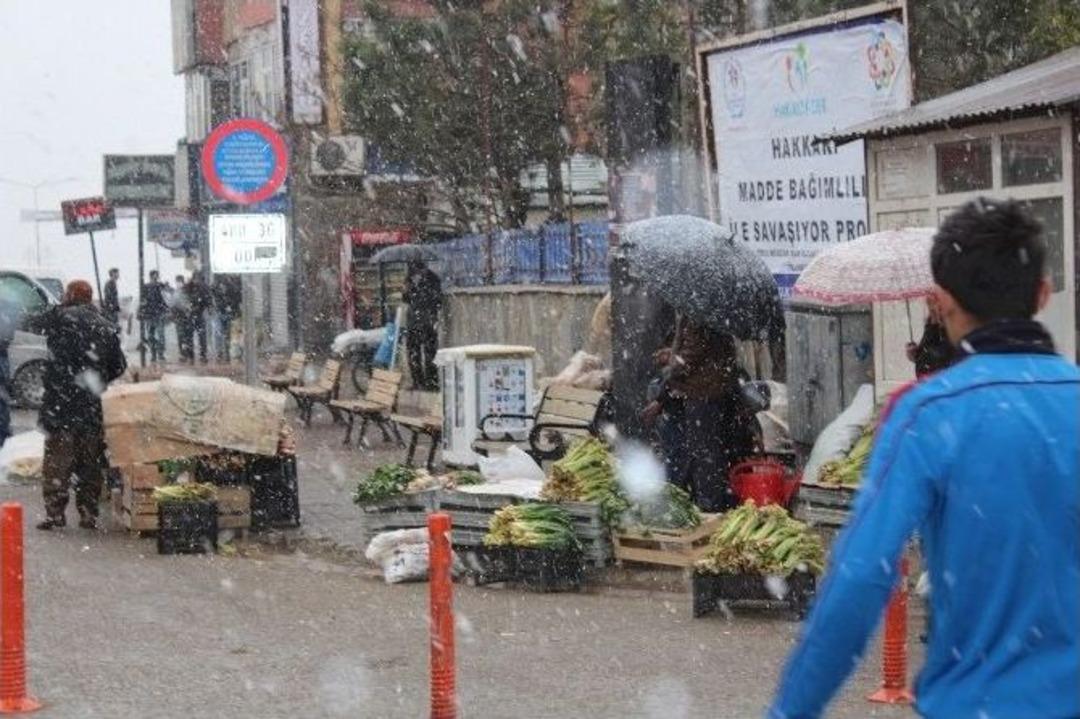 Hakkari&rsquo;de Kar S&uuml;rprizi