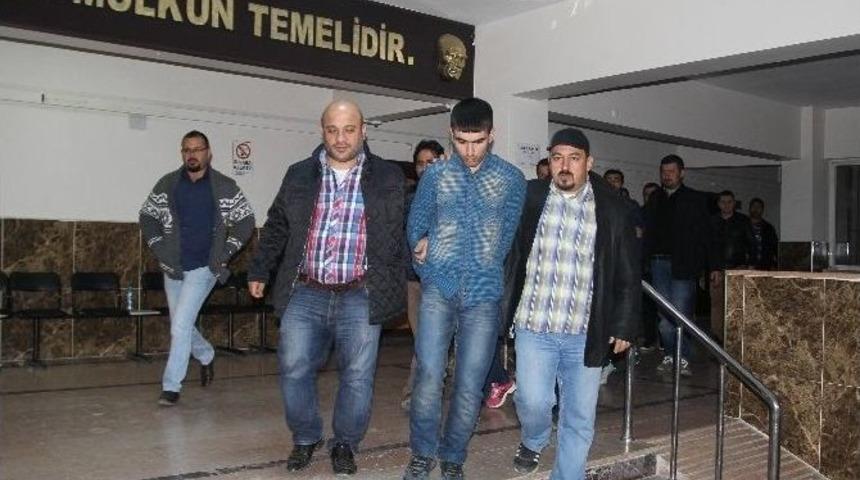 Batman&rsquo;da G&ouml;zaltına Alınan Ve Ydg-h &Uuml;yesi Oldukları İddia Edilen 10 Kişiden 5&rsquo;i Tutuklandı