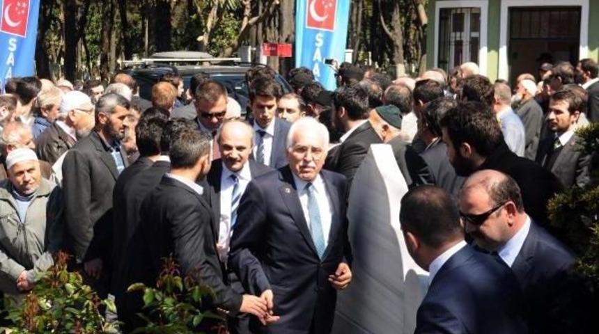 Kamalak Ve Destici, Erbakan’In Mezarını Ziyaret Etti