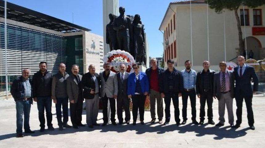 Denizli&rsquo;de Veteriner Hekimler G&uuml;n&uuml; T&ouml;renle Kutlandı