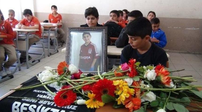 Batuhan&rsquo;ın Sınıfında H&uuml;z&uuml;nl&uuml; T&ouml;ren