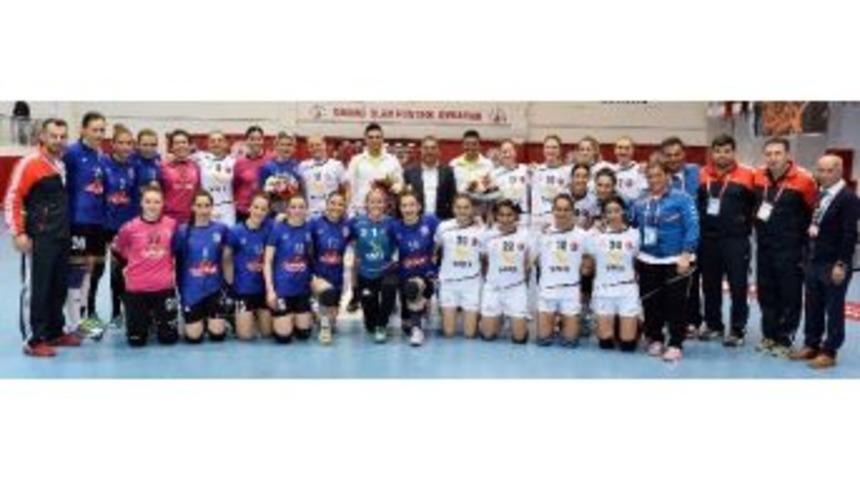 Melekler Karadeniz&rsquo;de Galibiyet Arıyor