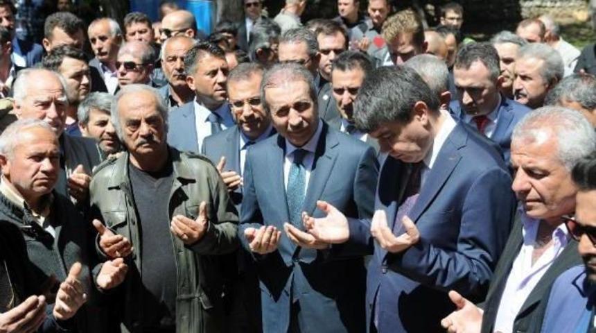 Bakan Eker'den Expo Endişelerine Yanıt: Korkmayın Yetişir (2)