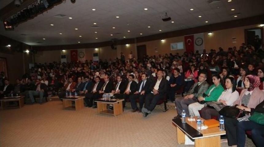 Iğdır&rsquo;da &ldquo;&ccedil;evresel Etkenlerin Endokrin Sistemi Sağlığı &Uuml;zerine Etkileri&rdquo; Konferansı