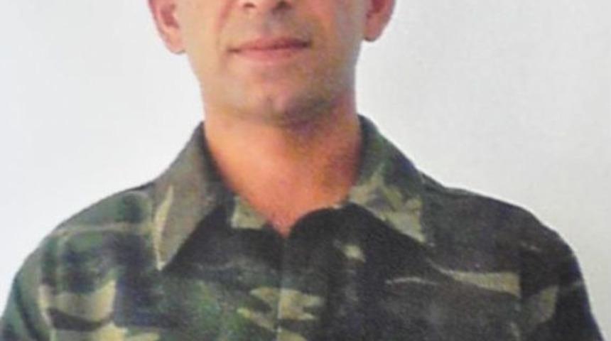 Yolda Kalan S&uuml;r&uuml;c&uuml;ye Yardım Ederken Kazada &Ouml;len Uzman Erbaş Toprağa Verildi