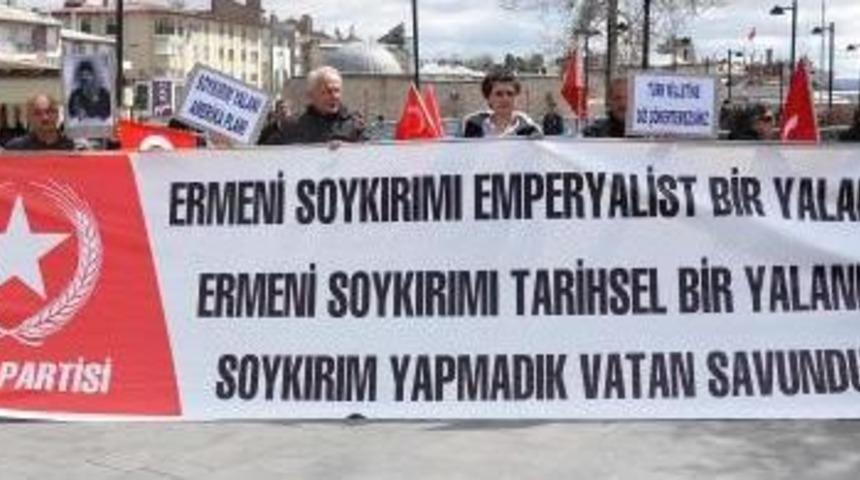 Sivas'ta Vatan Partililerden 'ermeni Soykırımı' Iddialarına Tepki