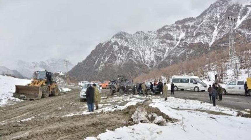 &Ccedil;atak'ta Yaylaya &Ccedil;ıkan 9 &Ccedil;oban Ve 1800 Koyundan Haber Alanamıyor