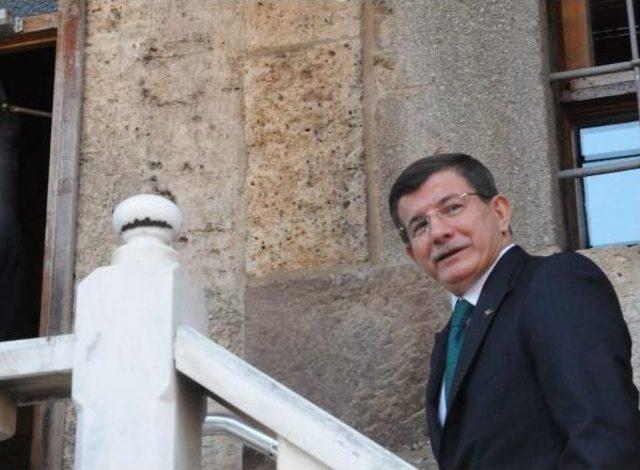 Başbakan Davutoğlu'dan Hdp'ye; 'bizim Diyanetimizden Ne Istiyorsun?'