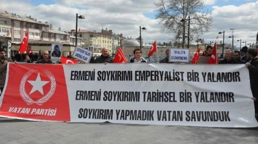 Sivas&rsquo;ta Vatan Partisi&rsquo;nden &lsquo;s&ouml;zde Soykırım&rsquo; İddialarına Tepki