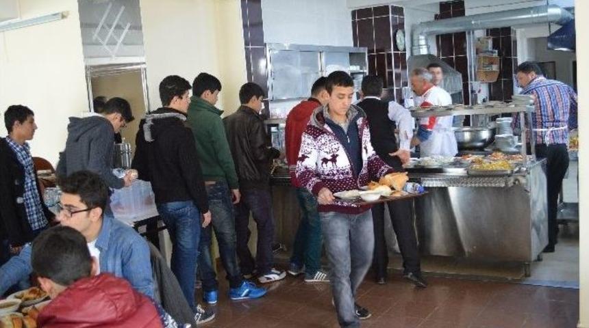 Erzincan Emniyeti &ldquo;kardeşiz&rdquo; Projesiyle 38 &Ouml;ğrenciyi &Ccedil;anakkaleye Yolcu Etti