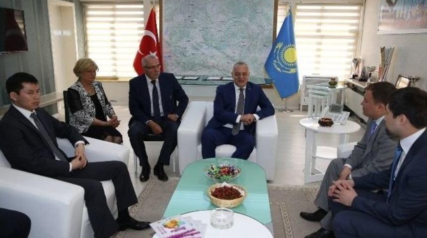 Manisa B&uuml;y&uuml;kşehir Belediyesi&rsquo;ne Yeni Kardeş Şehir