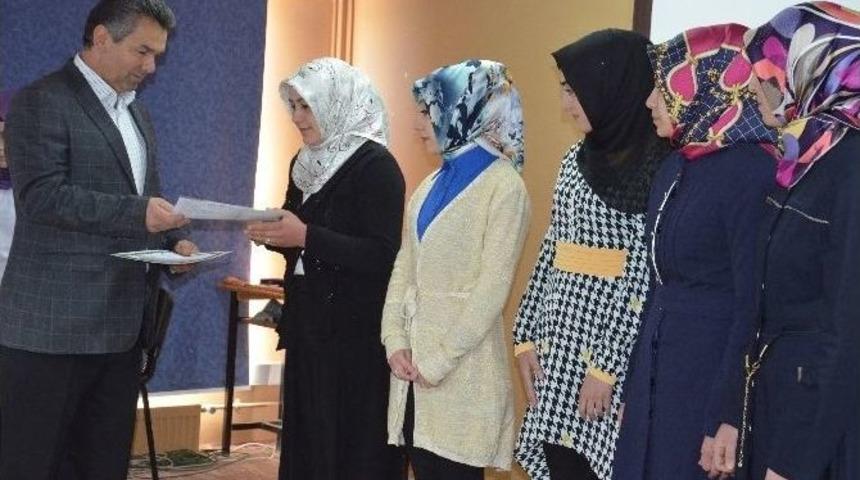 İskilip&rsquo;te Başarılı Kursiyerlere Sertifika