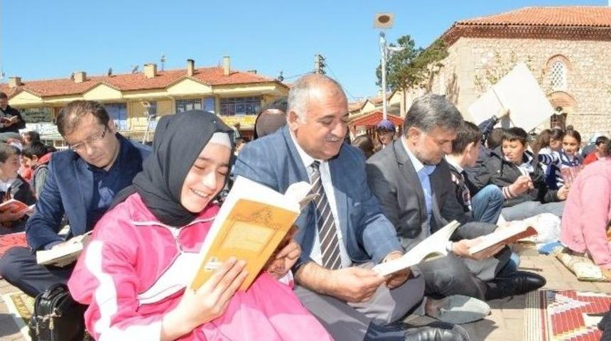 Alaca&rsquo;da D&uuml;nya Kitap G&uuml;n&uuml; Kutlamaları