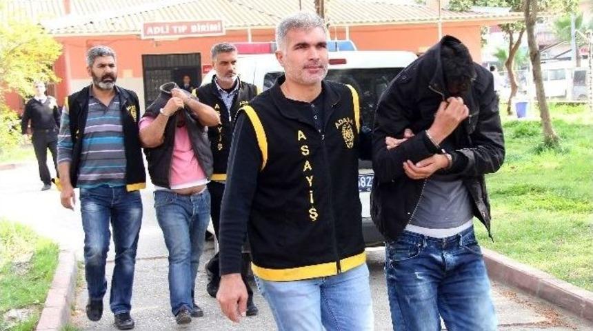 Adana&rsquo;da 3 Kişi Fuhşa Aracılık Etmekten G&ouml;zaltına Alındı