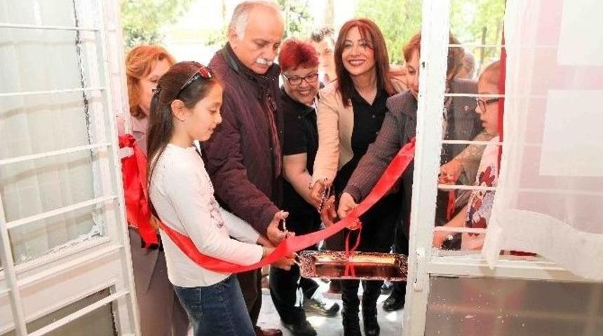 Bayraklı&rsquo;da Ke&ccedil;e Tasarım Sergisi A&ccedil;ıldı