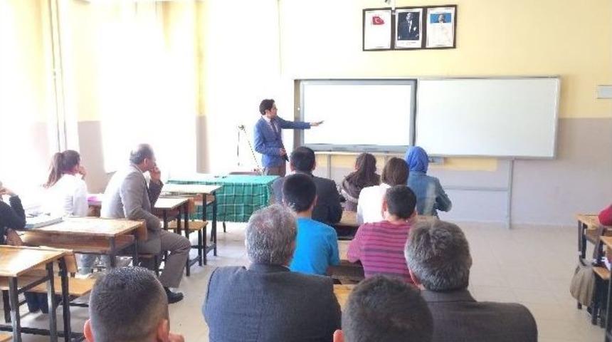 K&uuml;re &Ccedil;pal T&uuml;bitak-4006 Bilim Fuarı Sergisini Ger&ccedil;ekleştirdi