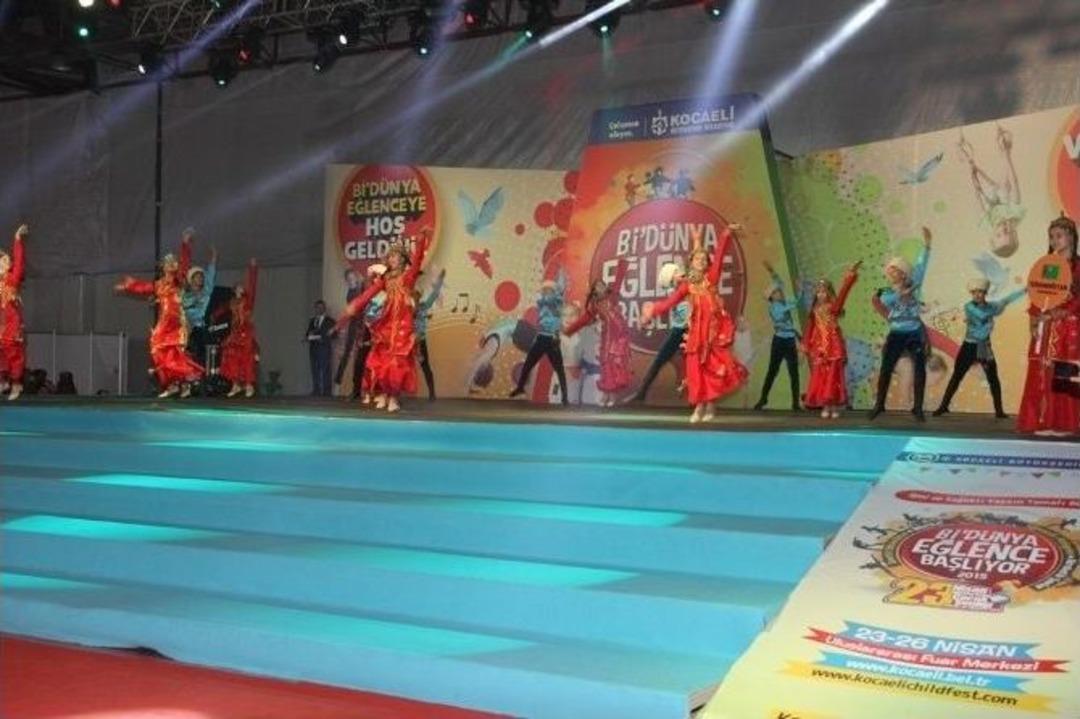 Fuarda D&uuml;nya Sahnesi Kuruldu