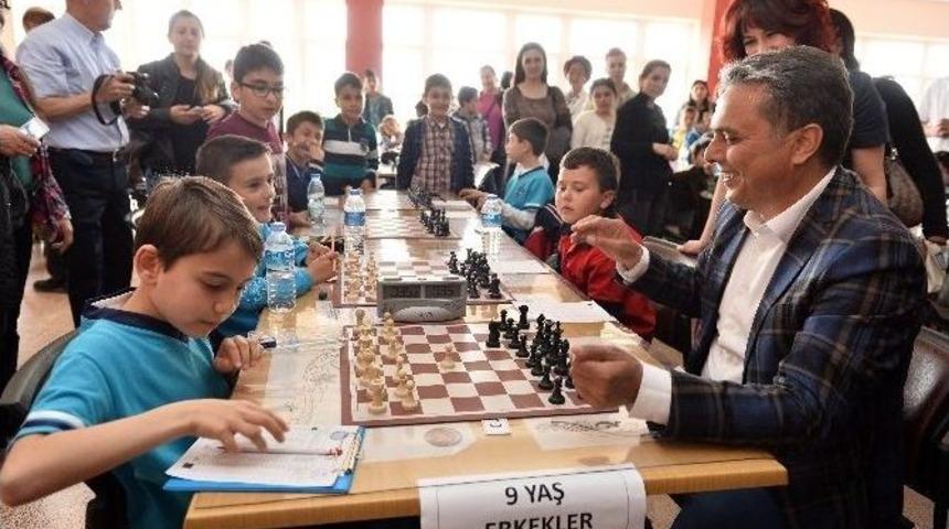 İlk Hamle Uysal&rsquo;dan