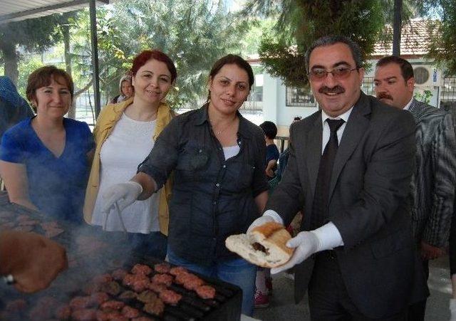 Aydın Ticaret Odası İlkokulu Kermesi Yoğun İlgi Gördü