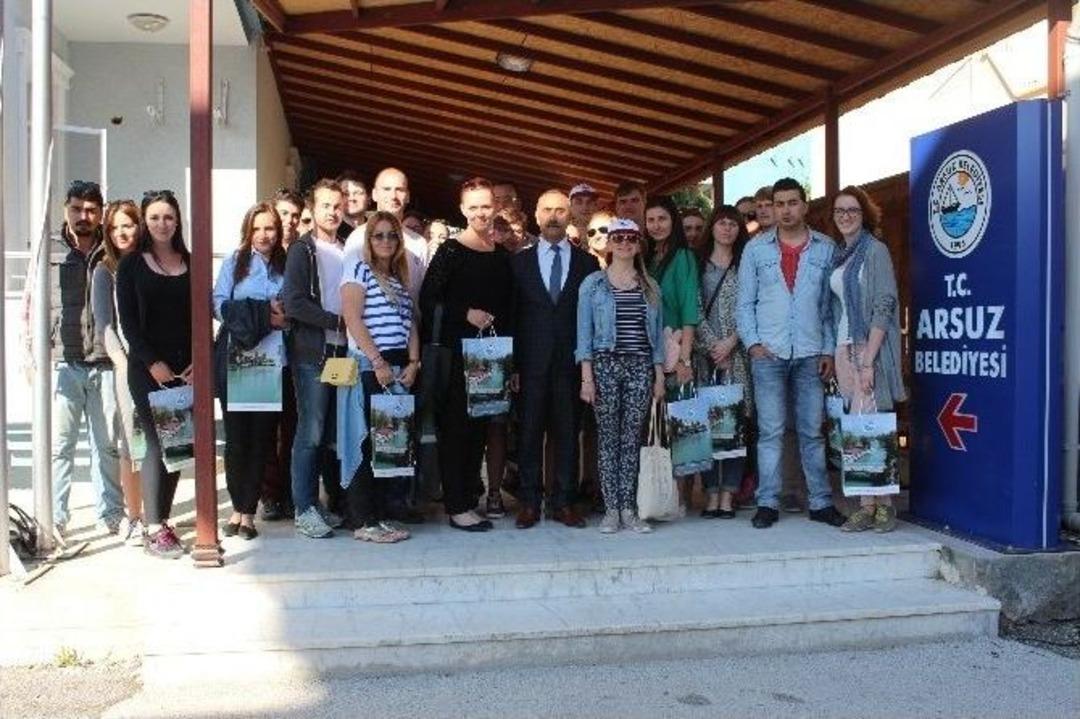 Avrupalı &Ouml;ğrenciler Turizm Cenneti Arsuz&rsquo;da