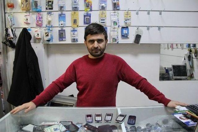 Telefoncular Genelkurmay’ın ’akılsız Telefon’ Onayını Bekliyor