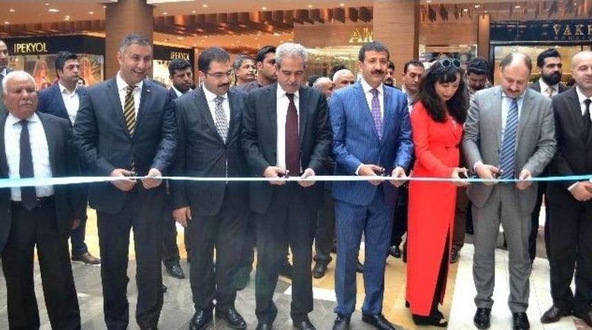 Abdullah Zaza&rsquo;nın Sergisine B&uuml;y&uuml;k İlgi