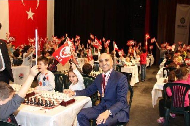 23 Nisan Çocuk Bayramı Satranç Turnuvası Başladı