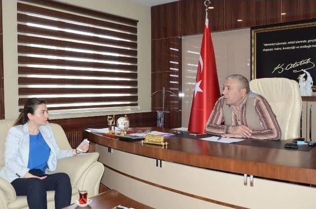 Chp Milletvekili Adayı Gonca Aytaş Çat’ta… (tekrar)