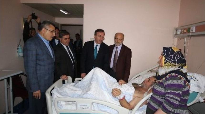 Y&uuml;ce İle Cesur&rsquo;dan Hastalara Ziyaret