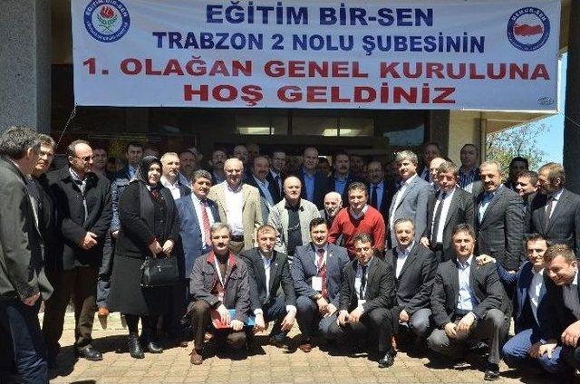 Trabzon’da Eğitim Bir Sen 2 Nolu Şubesi’nin Genel Kurul Toplantısı Yapıldı