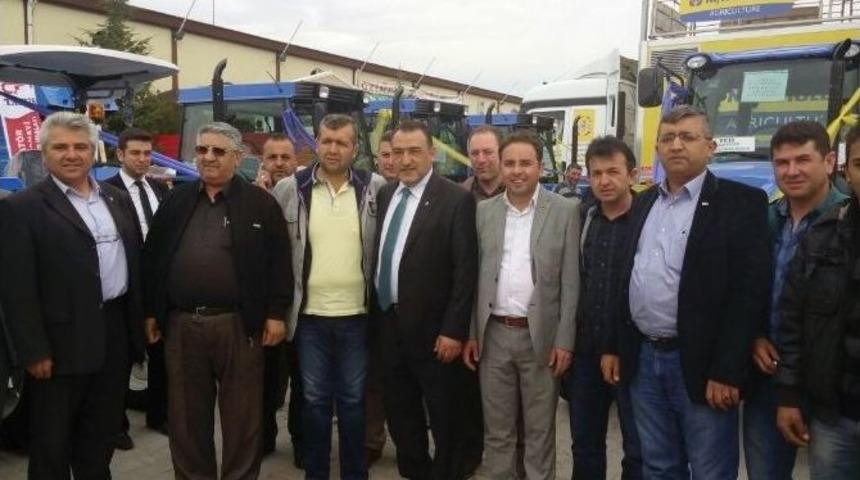 Ş&uuml;kr&uuml; Nazlı Ve İshak Gazel Tarım Fuarı&rsquo;nda