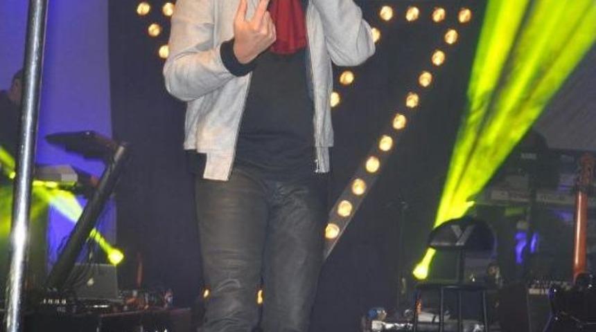 Yalın, Denizlililerle Buluştu