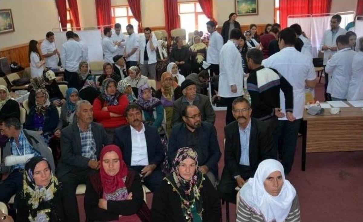Sel&ccedil;uk &Uuml;niversitesi Taşkent&rsquo;te Sağlık Taraması Yaptı