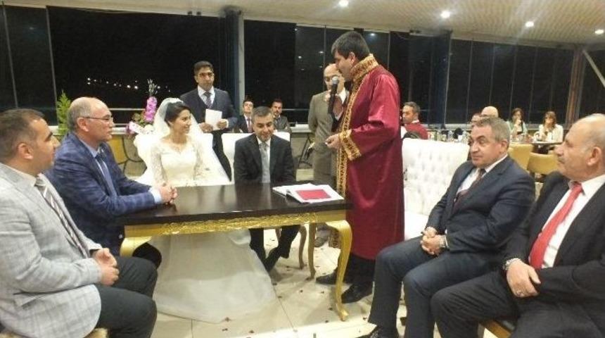 Malazgirt Kaymakamı Atasoy Evlendi