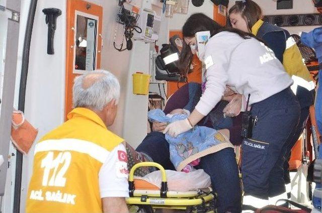 (özel Haber) Salıncaktan Düşen 6 Aylık Bebek İçin Seferber Oldular