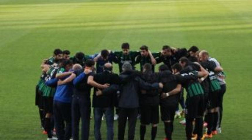 Denizlispor, Ligde Kalmak İ&ccedil;in Kenetlendi