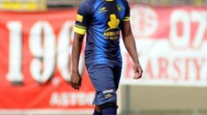 Bucaspor'da Nsaliwa 2 Ma&ccedil; Yok