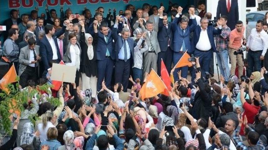 Miting Gibi Se&ccedil;im B&uuml;rosu A&ccedil;ılışı