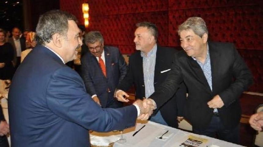 Bakan Eroğlu: İzmir Hi&ccedil;bir Partinin Arka Bah&ccedil;esi Değildir