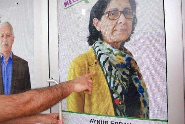 Altınova’Da Hdp Seçim Bürosuna Silahlı Saldırı