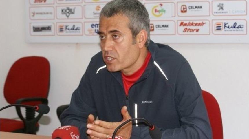 Balıkesirspor&rsquo;da &Ouml;zdeş İstifa Etti