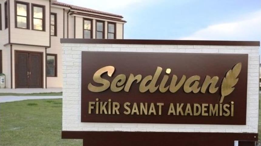 Serdivan Akademi Duayen İsimleri Ağırlamaya Devam Ediyor