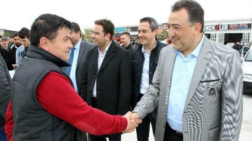 Nazlı Ve Gazel, A&ccedil;ık Oto Pazarı&rsquo;nda Halk Ve Esnafla Buluştu