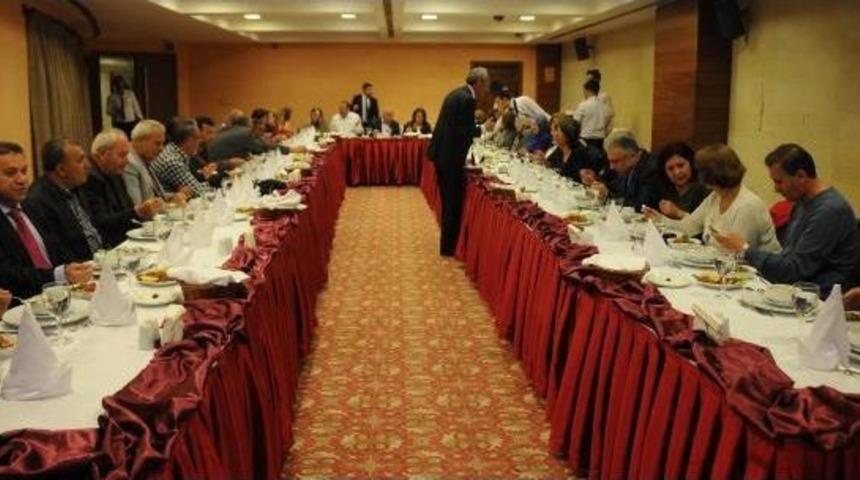 Mezun Olduktan 40 Yıl Sonra Buluştular