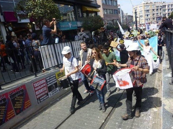 Kadıköy’de Nükleer Santrale Karşı ’kostümlü’ Eylem G3