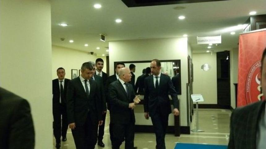 Sekmen, Veteriner Hekimler İle Buluştu